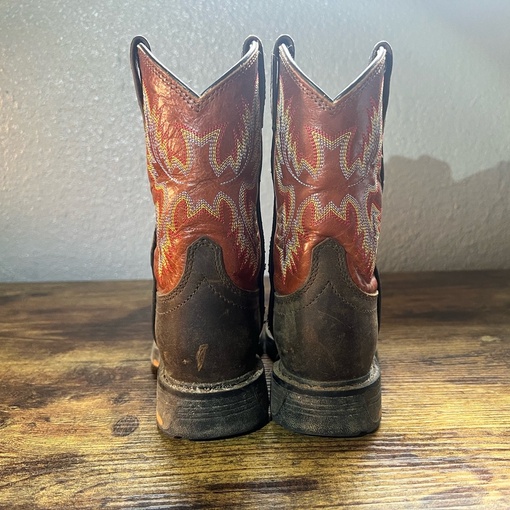 ARIAT BOYS' EARTH WORKHOG WESTERN BOOTS - SQUARE TOE - Picture 4 of 7